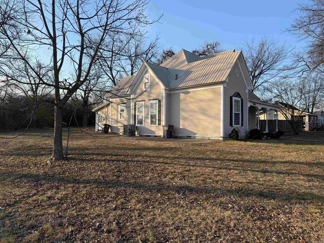 409 S Spring Street, Searcy, AR 72143