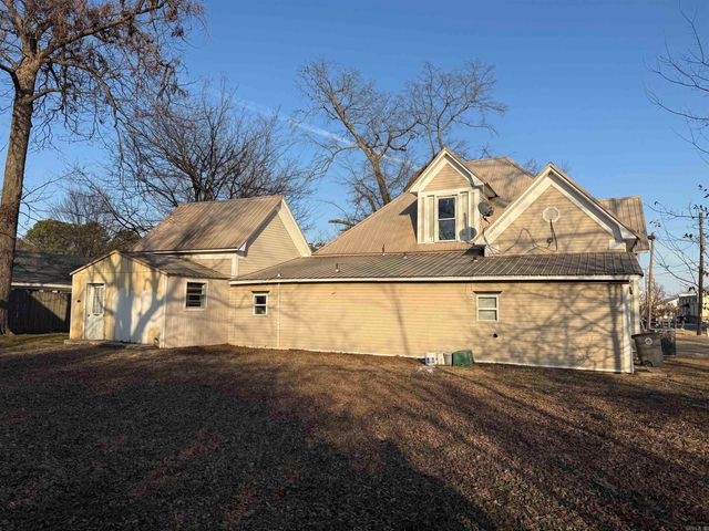 409 S Spring Street, Searcy, AR 72143