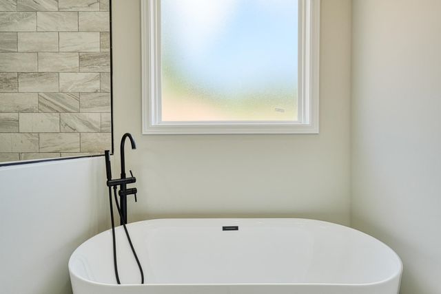 82 Old Schoolhouse Road, Spartanburg, SC 29307