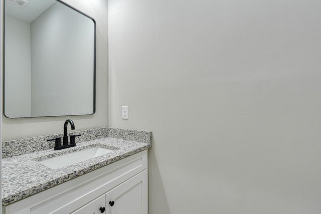 82 Old Schoolhouse Road, Spartanburg, SC 29307