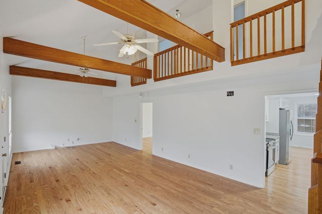 230 Woodruff Rd, Adams, TN 37010