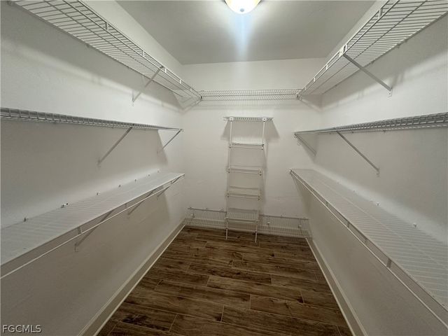 11660 Spinnaker WAY, Fort Myers, FL 33908