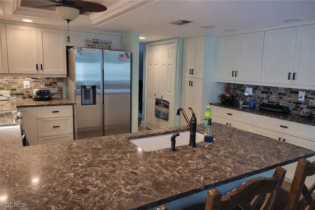 11660 Spinnaker WAY, Fort Myers, FL 33908