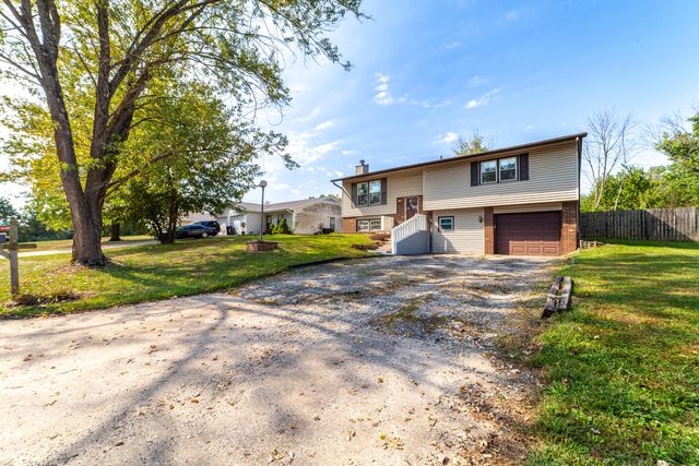 61 N BROADVIEW CT, Columbia, MO 65201