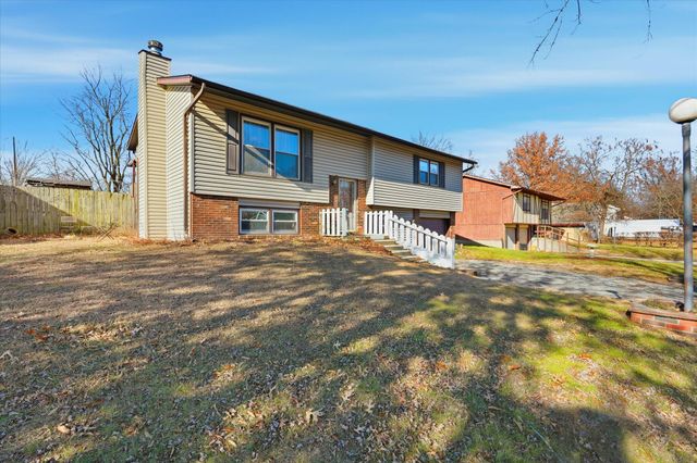 61 N BROADVIEW CT, Columbia, MO 65201