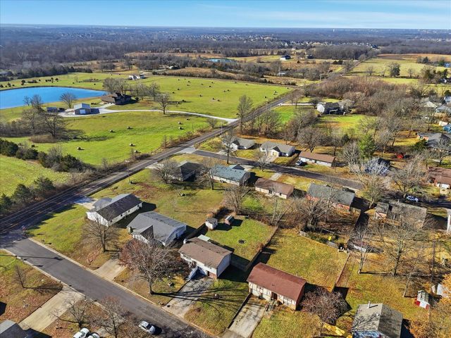 61 N BROADVIEW CT, Columbia, MO 65201