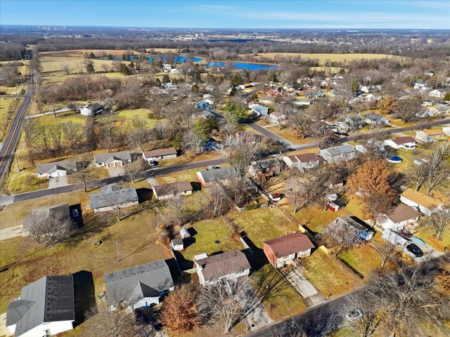 61 N BROADVIEW CT, Columbia, MO 65201