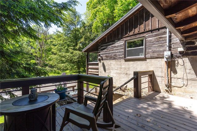 511 Covert Rd, North Beaver Twp, PA 16102