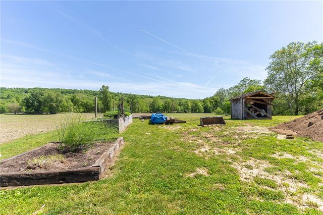 511 Covert Rd, North Beaver Twp, PA 16102