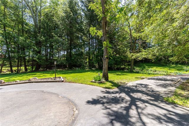 511 Covert Rd, North Beaver Twp, PA 16102