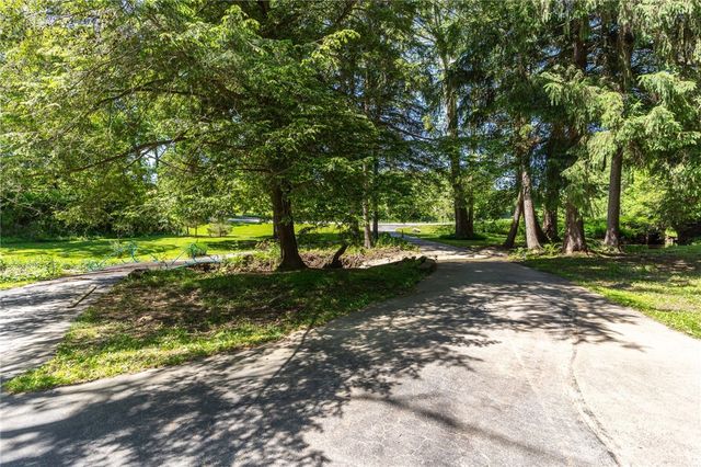 511 Covert Rd, North Beaver Twp, PA 16102