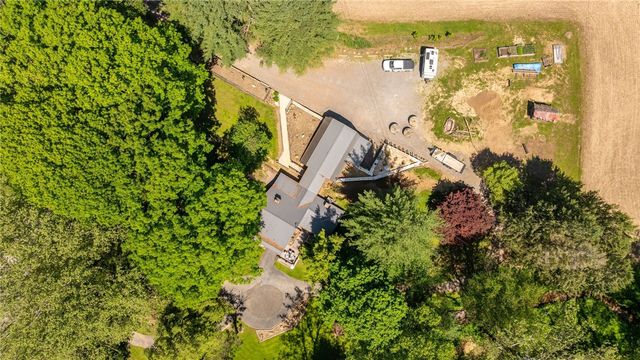 511 Covert Rd, North Beaver Twp, PA 16102