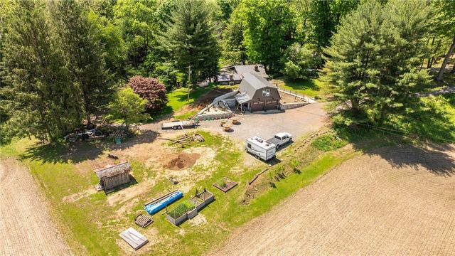 511 Covert Rd, North Beaver Twp, PA 16102