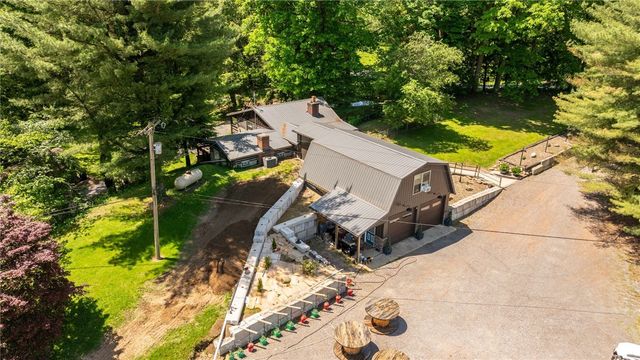 511 Covert Rd, North Beaver Twp, PA 16102