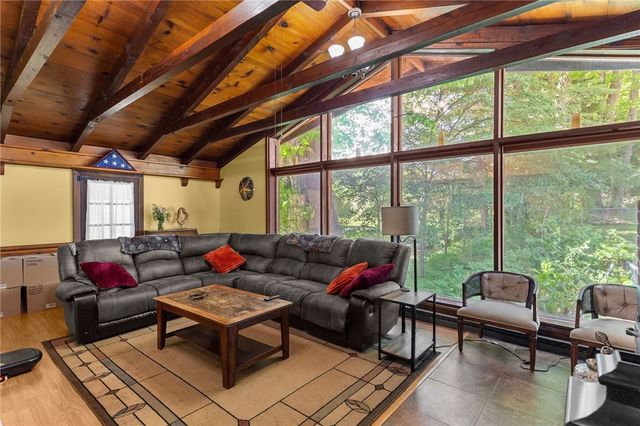 511 Covert Rd, North Beaver Twp, PA 16102
