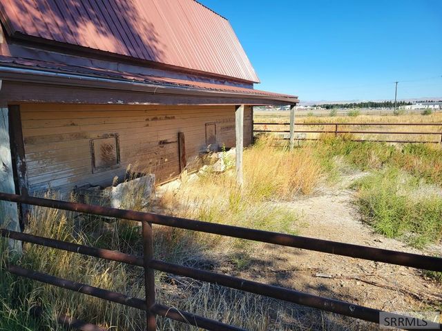 2000 N 26 W, Idaho Falls, ID 83402