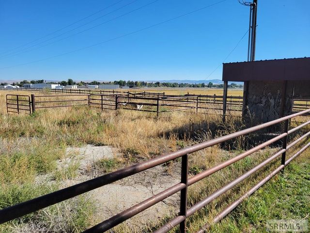 2000 N 26 W, Idaho Falls, ID 83402