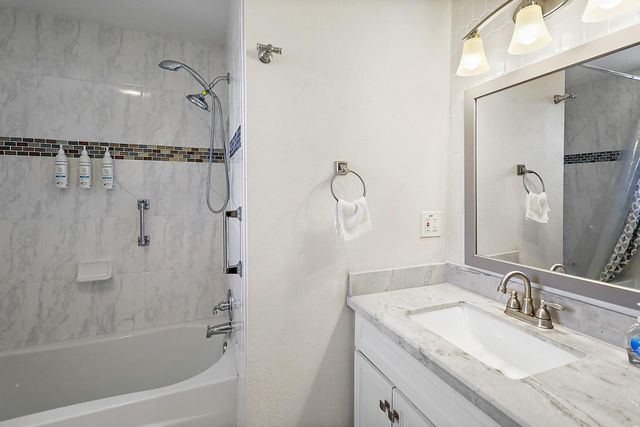 7317 Longview Street, Houston, TX 77020