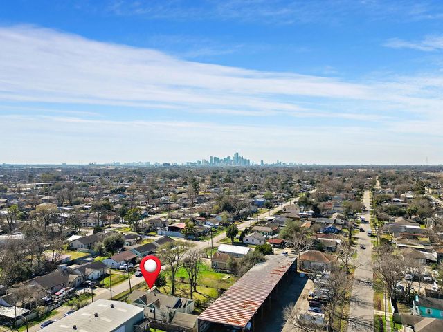 7317 Longview Street, Houston, TX 77020