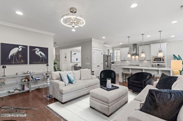 900 Bedminister Lane, Wilmington, NC 28405