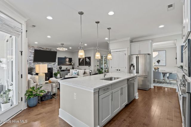 900 Bedminister Lane, Wilmington, NC 28405