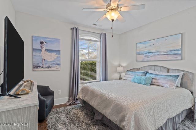 900 Bedminister Lane, Wilmington, NC 28405