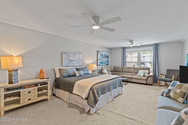 900 Bedminister Lane, Wilmington, NC 28405