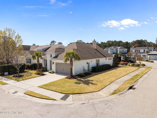 900 Bedminister Lane, Wilmington, NC 28405