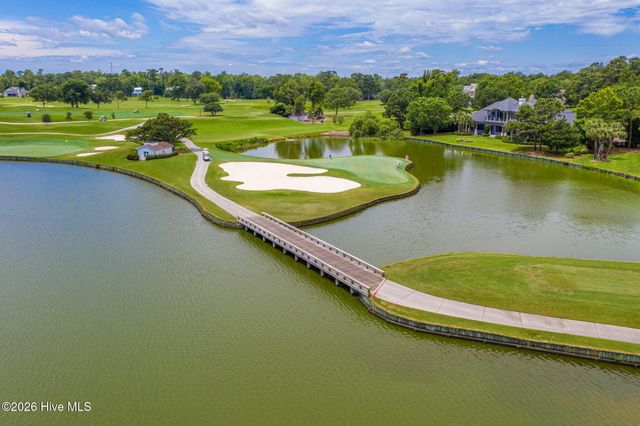 900 Bedminister Lane, Wilmington, NC 28405