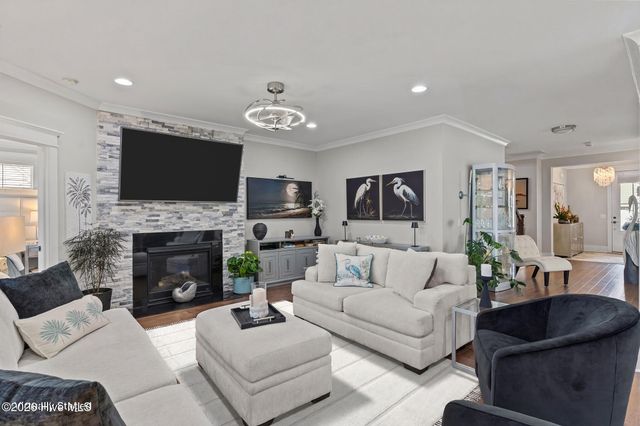 900 Bedminister Lane, Wilmington, NC 28405