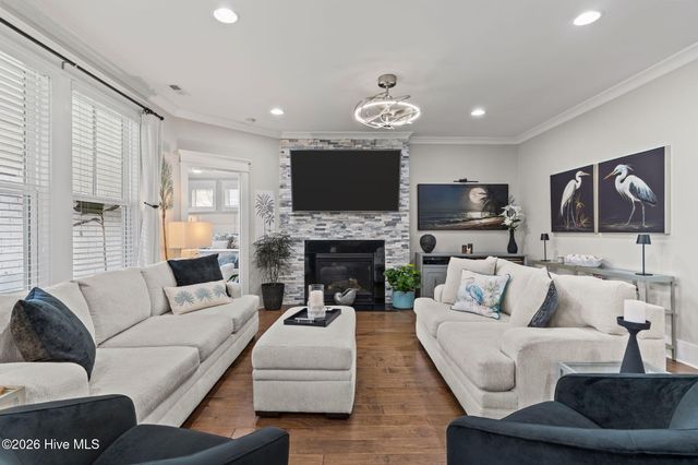 900 Bedminister Lane, Wilmington, NC 28405