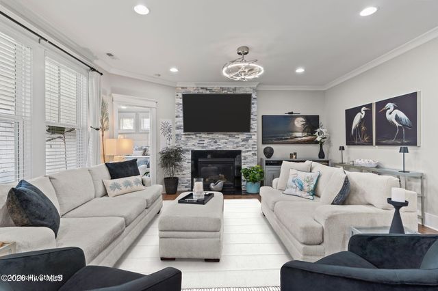 900 Bedminister Lane, Wilmington, NC 28405