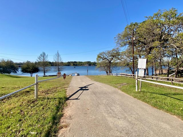 361 Beaver Run, Grapeland, TX 75844