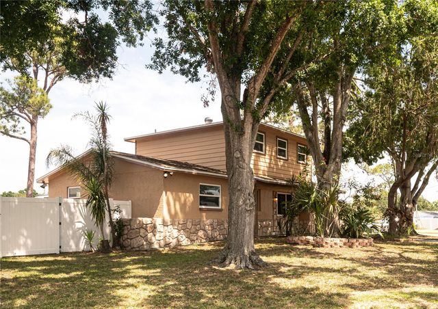 771 MURPHY AVENUE N, St Petersburg, FL 33703