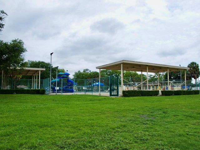 771 MURPHY AVENUE N, St Petersburg, FL 33703