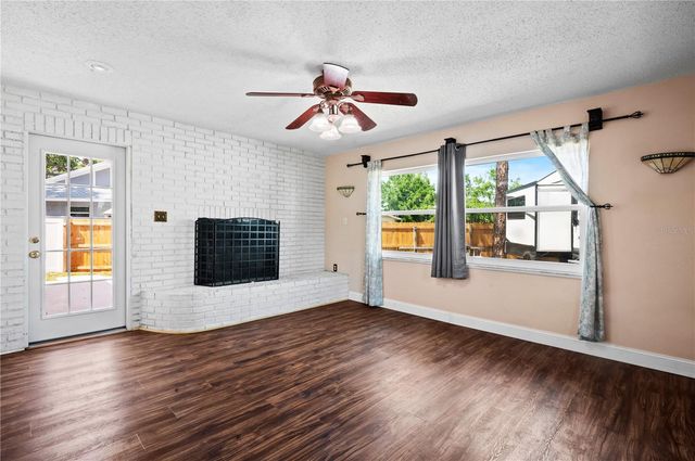 771 MURPHY AVENUE N, St Petersburg, FL 33703