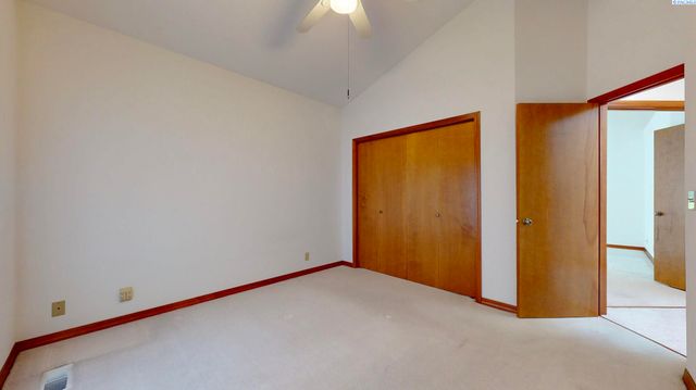 510 Boros Court, Richland, WA 99352