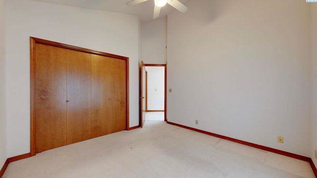 510 Boros Court, Richland, WA 99352