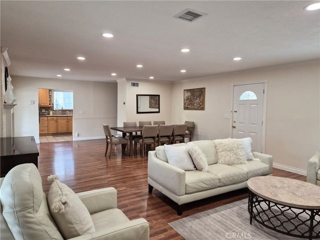 22906 Lanark Street, West Hills, CA 91304