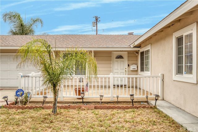 22906 Lanark Street, West Hills, CA 91304