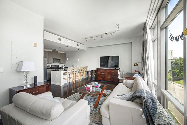 1920 Adelicia St Apt 307, Nashville, TN 37212