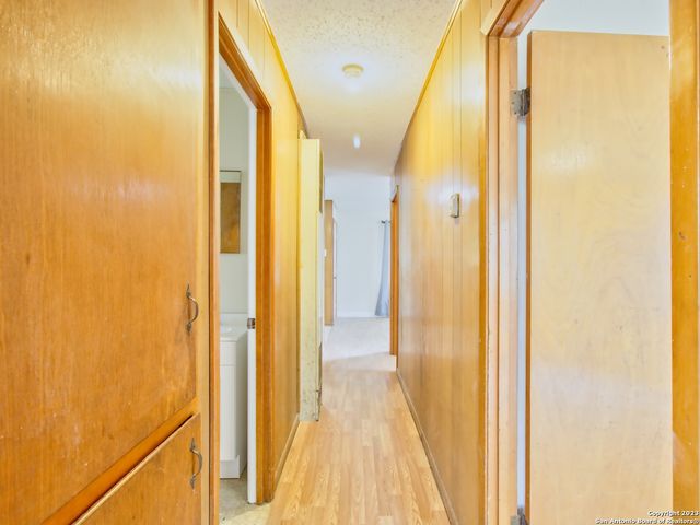 1009 N Esplanade St, Karnes City, TX 78118