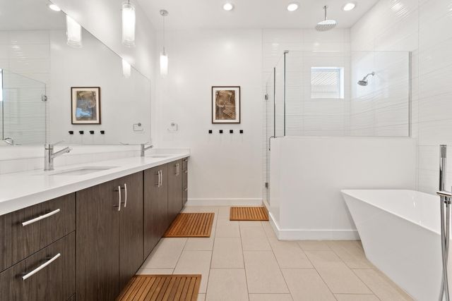 4533 E Devonshire Avenue, Phoenix, AZ 85018