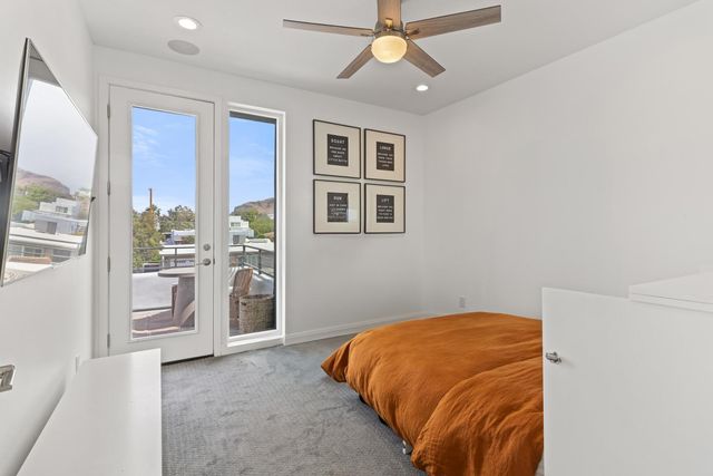 4533 E Devonshire Avenue, Phoenix, AZ 85018