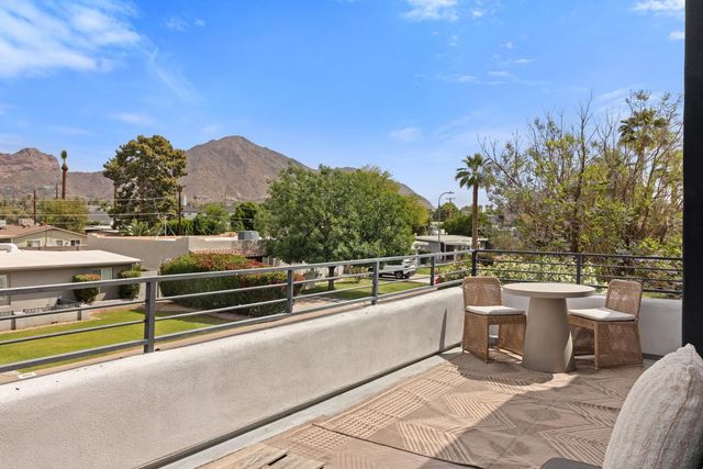 4533 E Devonshire Avenue, Phoenix, AZ 85018