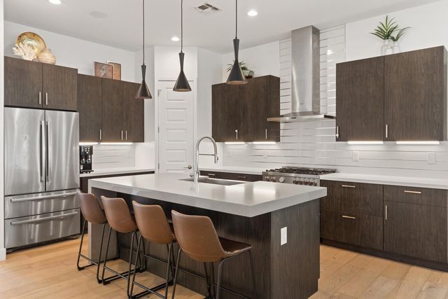 4533 E Devonshire Avenue, Phoenix, AZ 85018