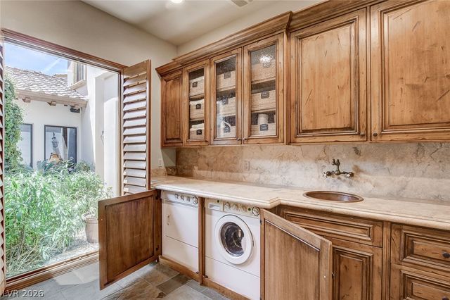 15 Rue Du Rivoli Place, Henderson, NV 89011