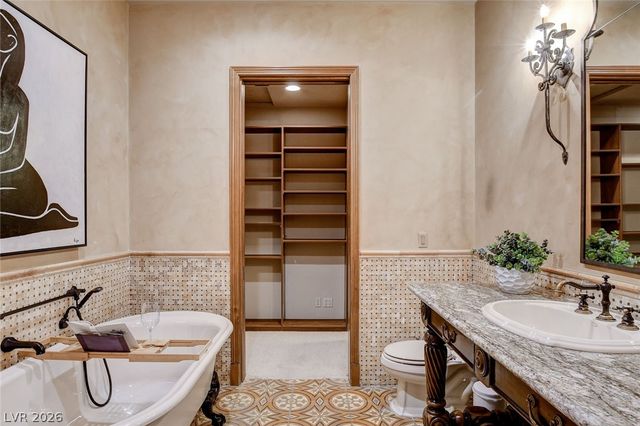 15 Rue Du Rivoli Place, Henderson, NV 89011