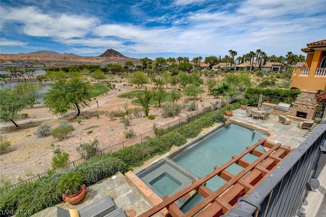 15 Rue Du Rivoli Place, Henderson, NV 89011