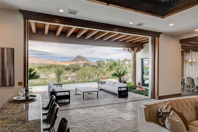 15 Rue Du Rivoli Place, Henderson, NV 89011